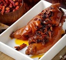 Spicy Pig Trotters