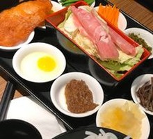 Axiang Crossing-the-bridge Rice Noodles