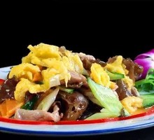 Wood Ear Mushroom and Pork Rice Bowl