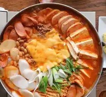 Military-style Hot Pot