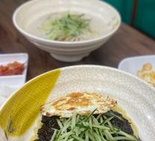 Korean Fried Noodles with Sauce