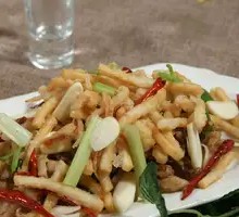 Dry-Fried Mixed Mushrooms