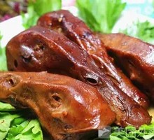 Sweet and Spicy Duck Head
