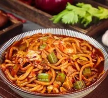 Potato Shreds Stir-Fried with Rice Noodles
