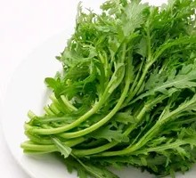 Chinese chrysanthemum greens