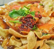 Fried Rice Noodles with Crispy Tofu