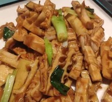 Hangzhou-style Braised Bamboo Shoots