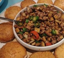 Empty Noodle Stir-Fried Pork