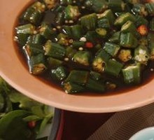 Drained Okra with Sauce