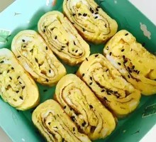 Shrimp Omelette Roll