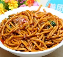 Stir-Fried Noodles with Meat