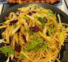 Cold-mixed tofu skin strips