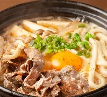 Braised Beef Noodles in Clay Pot