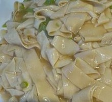 Bell Pepper and Tofu Skin Stir-Fry