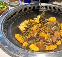 Stewed Goose in Iron Pot