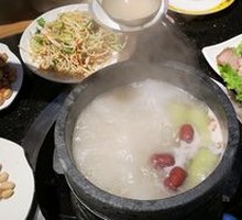 Stone Pot Chicken Stewed with Morels