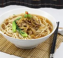 Pickled Vegetable and Pork Noodles
