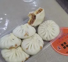 纯肉包子