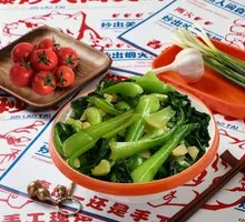 Garlic Stir-Fried Baby Bok Choy