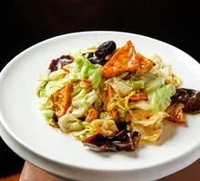 白菜木耳爆豆腐