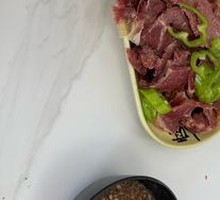 Small Portion Donkey Meat Platter