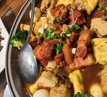Hu Shi's Premium Hot Pot