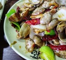 Spicy Stir-Fried Clams