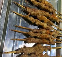 Old-Flavor Lamb Skewers