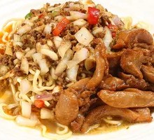 Sichuan-style Chicken Stir-fry Rice Bowl