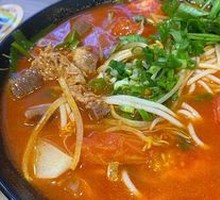 Tomato Beef Brisket Rice Noodles