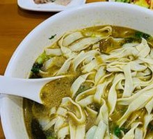 Sour Cabbage Beef Noodles