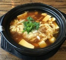 Sauce-Braised Tofu in Clay Pot