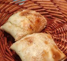 Hetian Flaky Baked Bun