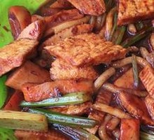 Crab Cake Stir-Fried Naan