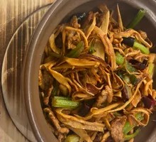 Glutinous Rice and Bamboo Shoot Stir-Fry with Pork