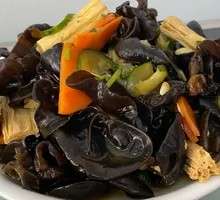 Wood Ear Mushroom and Tofu Skin Stir-Fry