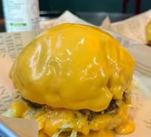 Waterfall Cheese Burger