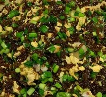 Egg Stir-fried with Earth Moss