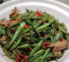 Spicy Shredded Pork Stir-fry