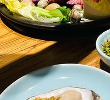 Steamed Miyagi Oysters with Garlic