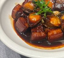 Braised Pork Belly with Abalone