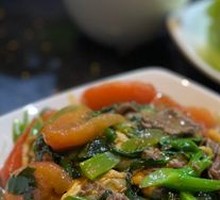 Dry-Fried Beef Rice Noodles