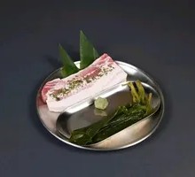 Wild Garlic Leaf with Pork Belly