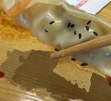 津门一酥虾三鲜锅贴