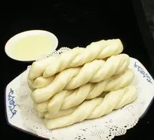 Steamed rice roll