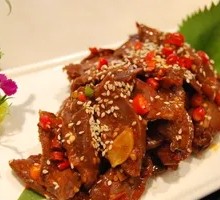 Spicy Stir-Fried Chicken Gizzards