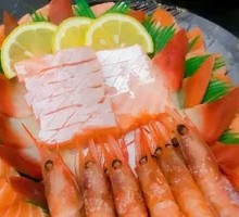 Salmon, Scallops and Sweet Shrimp Platter