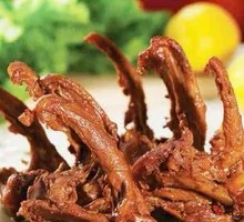Spicy Braised Duck Neck Bones