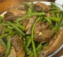 Pork Ribs with Green Beans