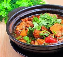 Stewed Beef with Yellow Sauce